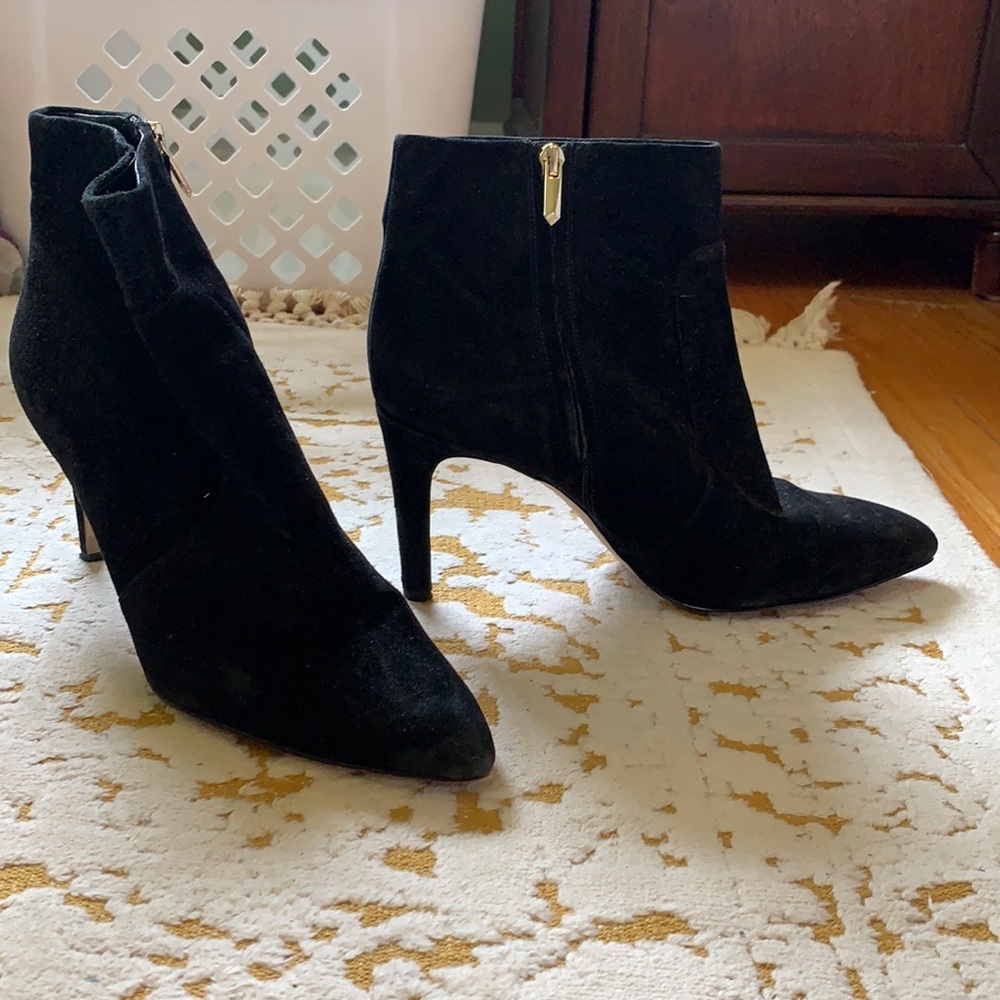 Sam Edelman Black Suede boot